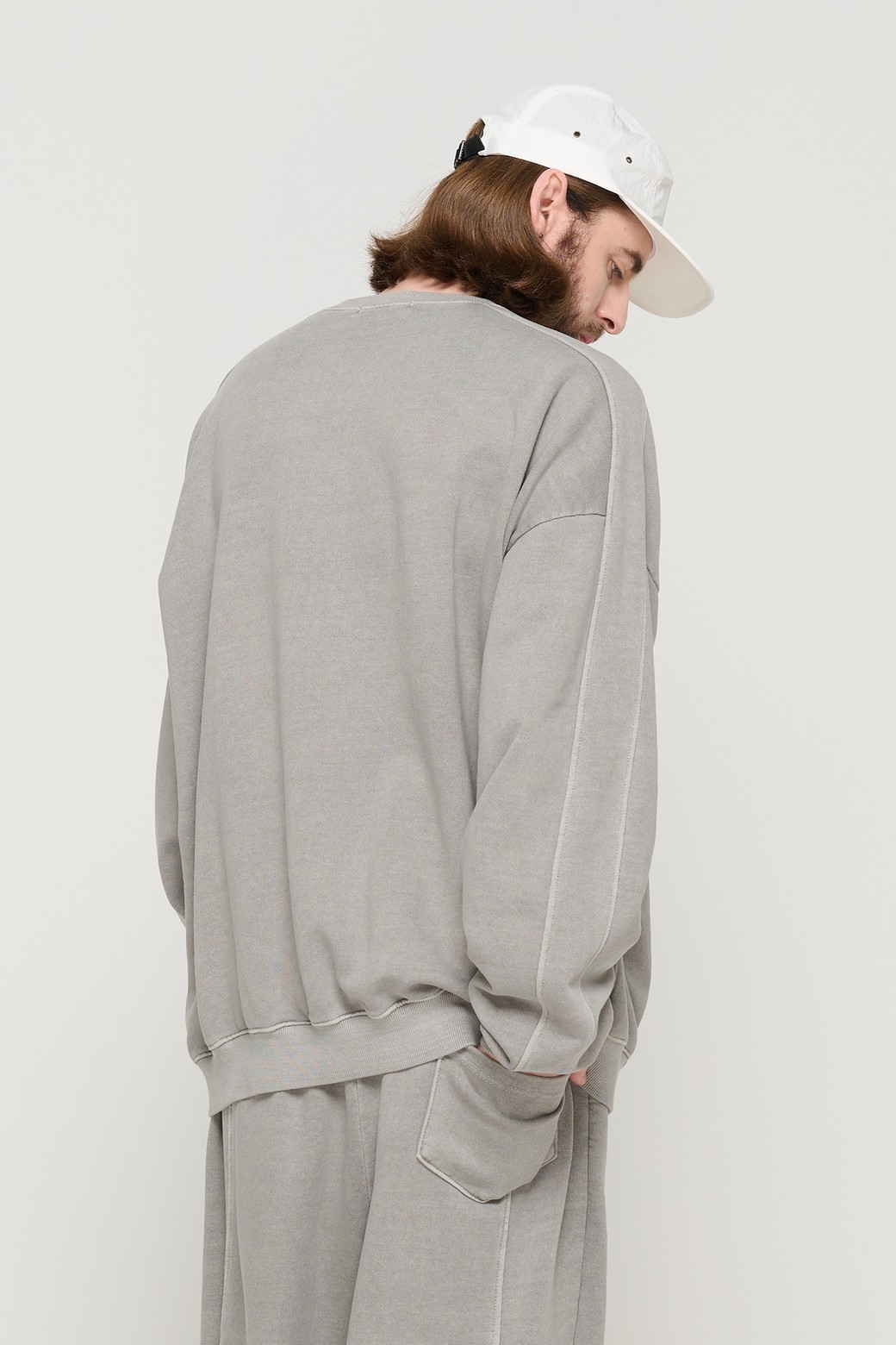 CARGOBROS - 스웨트셔츠 - CB IN PIGMENT VER.3 SWEATSHIRT  (GRAY)