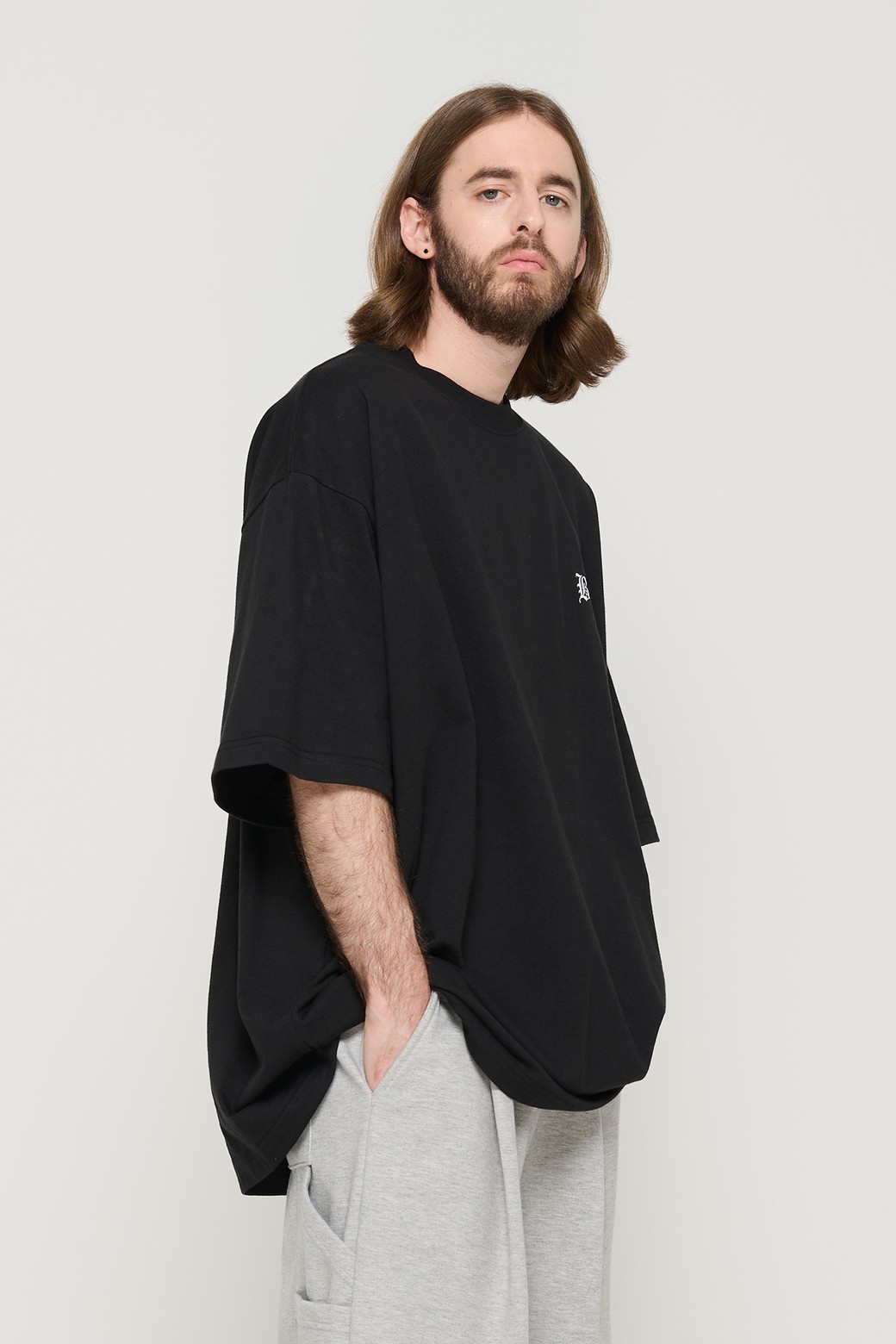 CARGOBROS - 반팔티셔츠 - ROSE BACKPRINTING OVERBOX SHORT SLEEVE (BLACK)