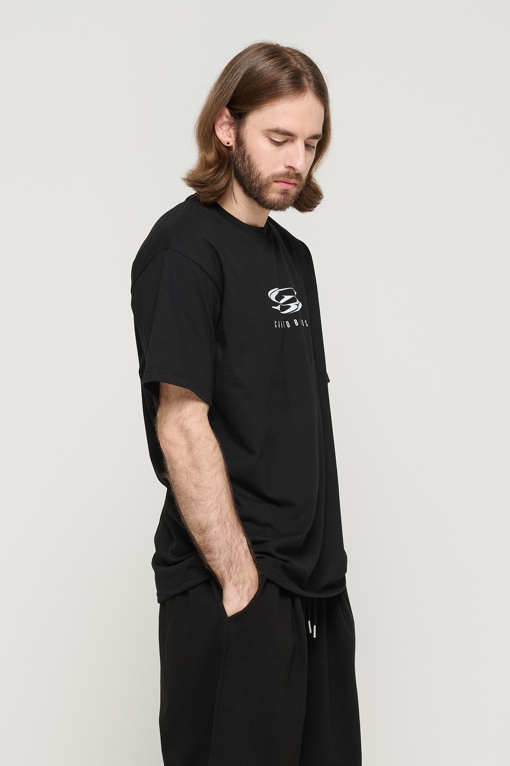CARGOBROS - 반팔티셔츠 - CIRCLE LOGO OVERSIZED SHORT SLEEVE T-SHIRT (BLACK)