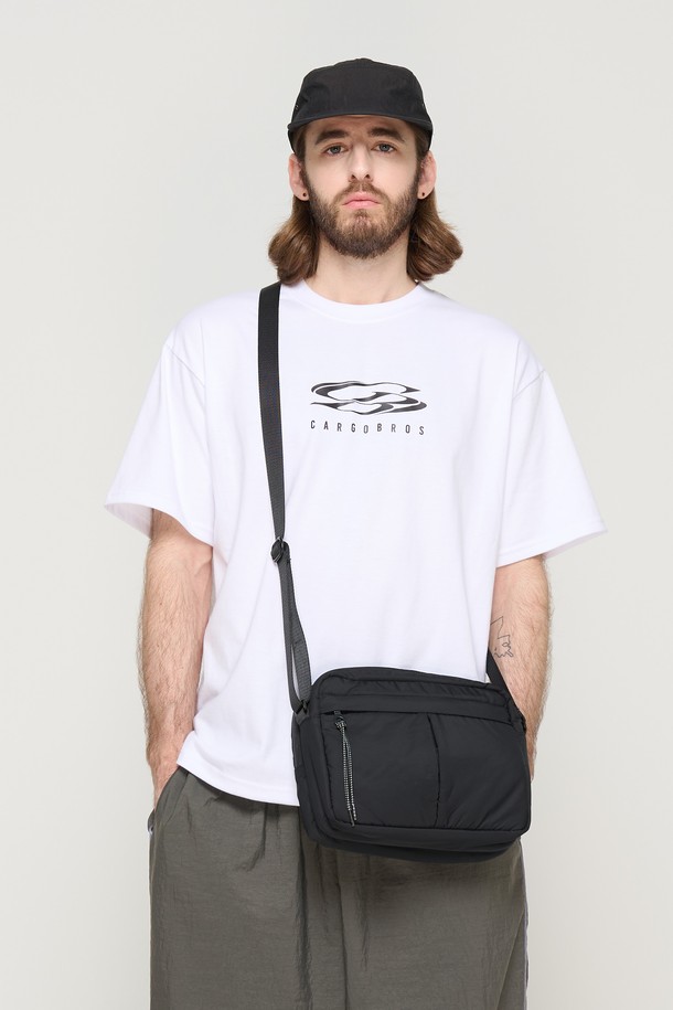 CARGOBROS - 숄더/크로스백 - CB TRAVEL LINE TWO POCKET CROSS BAG (BLACK)