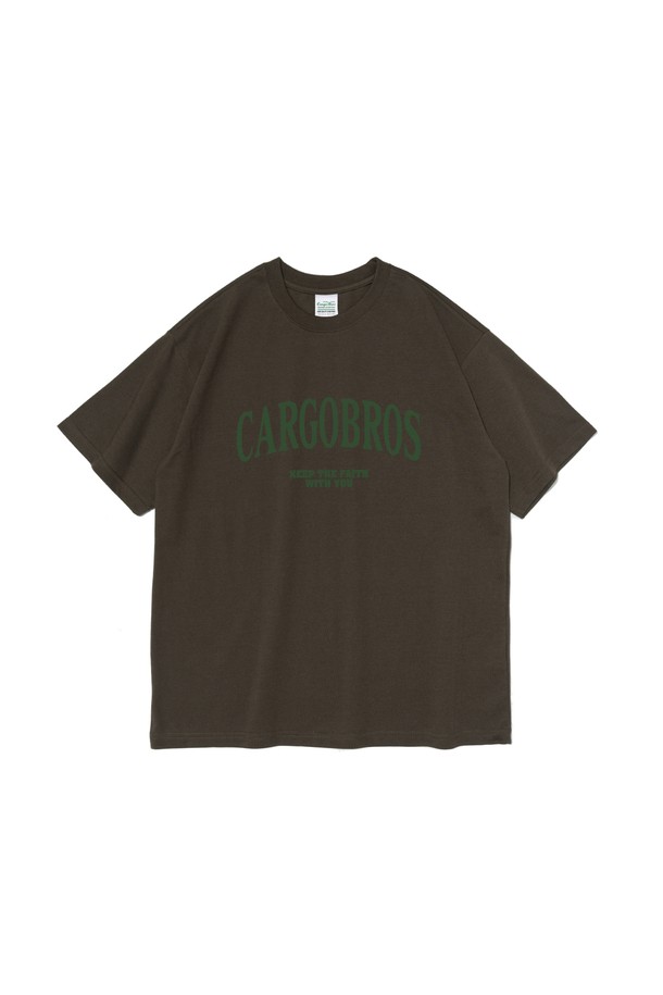 CARGOBROS - 반팔티셔츠 - ARCH LOGO OVER SHORT SLEEVE T-SHIRT (KHAKI)