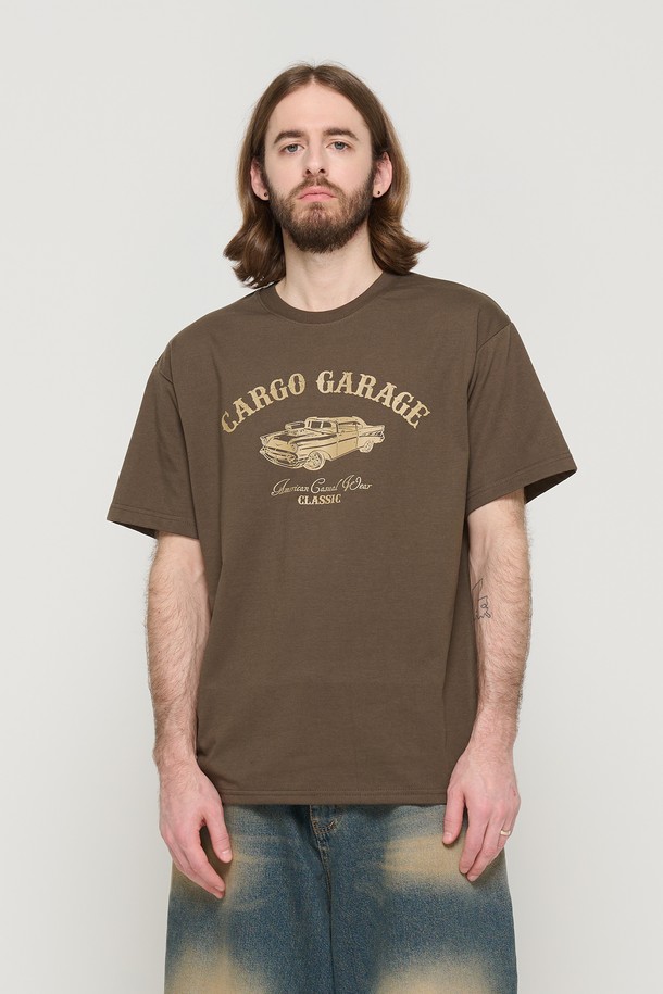 CARGOBROS - 반팔티셔츠 - OLD CAR PRINTING LOGO OVER SHORT SLEEVE T-SHIRT (KHAKI)