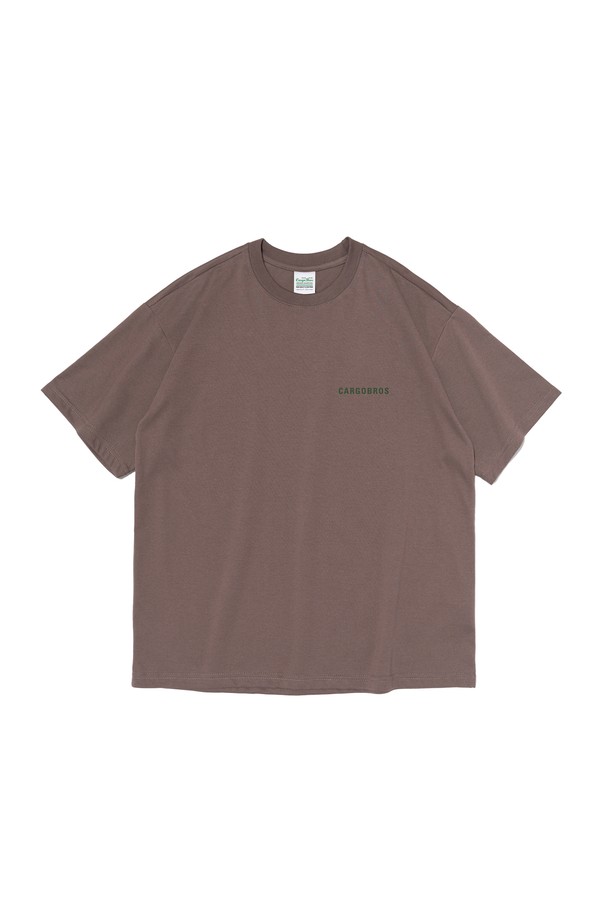 CARGOBROS - 반팔티셔츠 - ESSENTIAL LOGO OVER SHORT SLEEVE T-SHIRT (MOCHA)