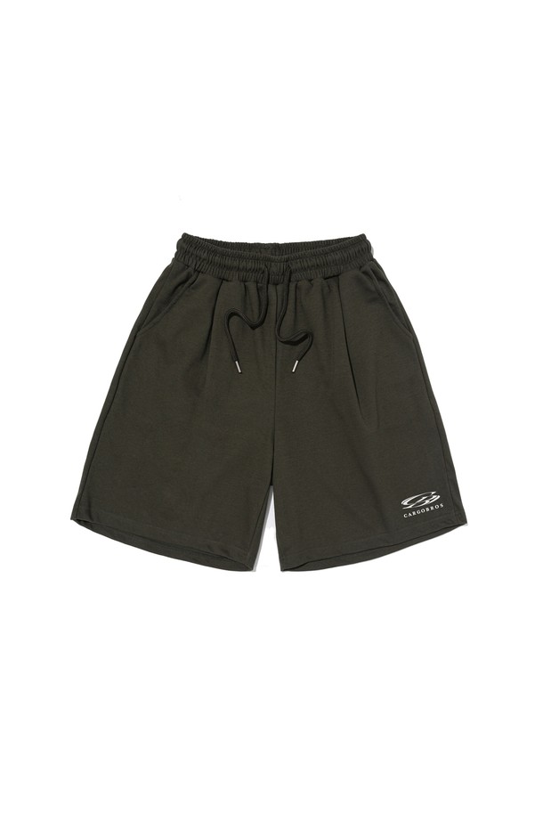 CIRCLE ONE TUCK SMALL LOGO HALF PANTS (KHAKI)는 면과 폴리에스터 혼방 소재로 제작된 남성용 반바지입니다. 메인 로고와 서클 로고 그래픽 디자인이 돋보이며, 캐주얼한 스타일링에 적합한 레귤러핏 반바지입니다. 여름철 데일리룩을 위한 트렌디한 디자인, 적당한 기장감, 우수한 착용감과 통기성으로 편안하게 착용할 수 있으며, 다양한 스타일을 연출할 수 있습니다.
