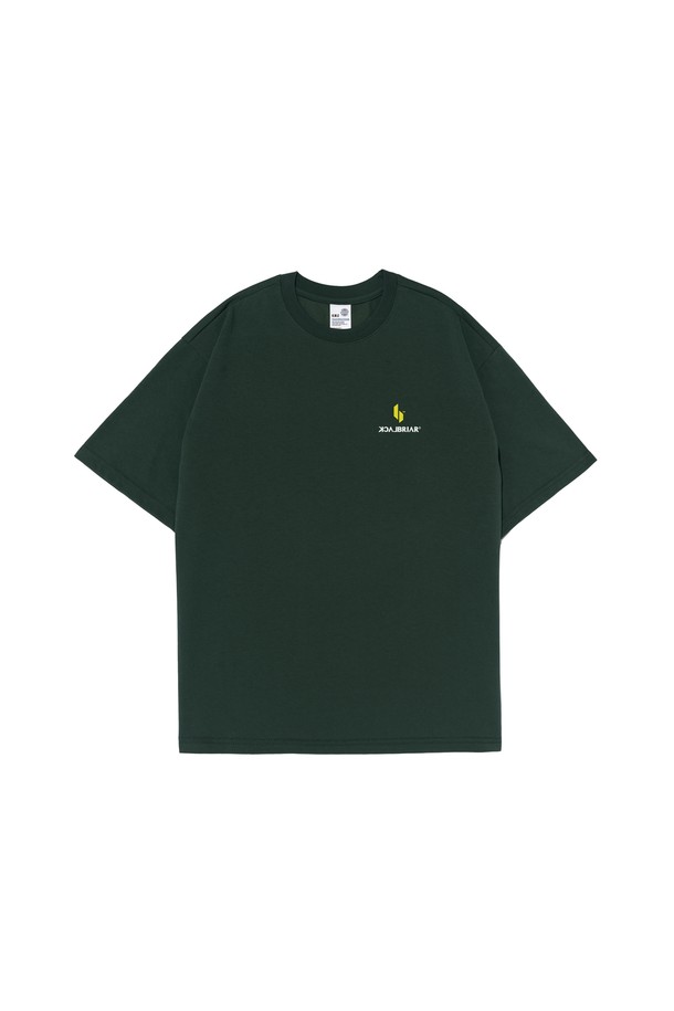 아이덴티티 심볼 로고 티셔츠 (그린)는 캐주얼과 미니멀 스타일을 추구하는 분들을 위한 상의입니다. 봄, 여름 시즌에 어울리며, 동네 마실룩이나 여행룩으로 편안하게 착용하기 좋습니다. 부드러운 촉감의 면과 폴리에스테르 혼방 소재로 제작되어 흡습, 속건, 통기성이 뛰어나 쾌적한 착용감을 제공합니다. 에어로쿨 원단 기술과 내구성을 강화하여 세탁 후 변형을 최소화했으며, 레귤러핏 라운드넥 디자인으로 편안함을 더했습니다. 그린 컬러에 로고 패턴이 포인트로 들어가 데일리룩에 개성을 더해줍니다.
