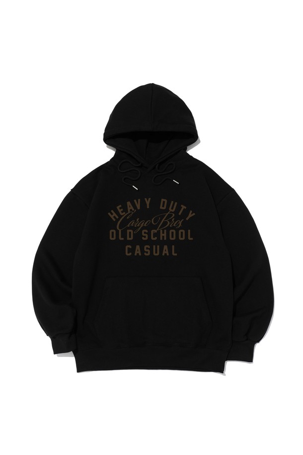 올드 스쿨 로고 오버 후드 티셔츠 (블랙)입니다. 캐주얼 및 스트리트 스타일을 즐기는 분들을 위한 후드 티셔츠로, 면과 폴리에스테르 혼방 소재로 제작되어 편안한 착용감을 선사합니다. 드롭 숄더 디자인과 아치형 레터 로고가 돋보이며, 빈티지한 무드를 연출합니다. 오버핏으로 디자인되어 여유로운 실루엣을 자랑하며, 블랙, 버건디, 라이트 그레이, 네이비 총 4가지 색상으로 만나보실 수 있습니다. 긴 소매 기장과 후드 디자인으로 일상에서 폭넓게 활용하기 좋습니다.
