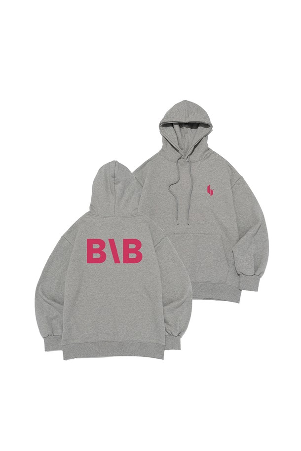BB 아이덴티티 심볼 로고 후드 티셔츠 (그레이)는 부드러운 촉감의 면 소재에 기모 안감을 더해 가을과 겨울철 따뜻하게 입을 수 있는 후드 티셔츠입니다. 캐주얼, 스포티, 미니멀 스타일을 모두 소화할 수 있으며, 일상과 캠핑, 산책 등 다양한 TPO에 활용 가능합니다. 레귤러 핏으로 편안한 착용감을 제공하며, 긴 소매와 후드 디자인으로 실용성을 더했습니다. BB 아이덴티티 심볼 로고 패턴이 돋보이는 디자인으로, 개성 있는 스타일을 연출할 수 있습니다. 두께감 있는 소재로 제작되어 보온성을 높였습니다.
