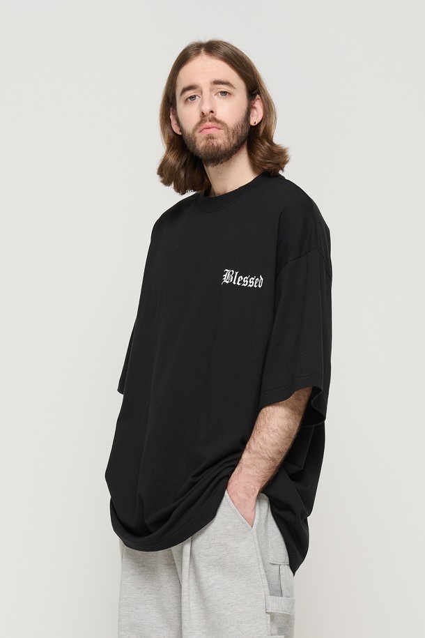 CARGOBROS - 반팔티셔츠 - ROSE BACKPRINTING OVERBOX SHORT SLEEVE (BLACK)