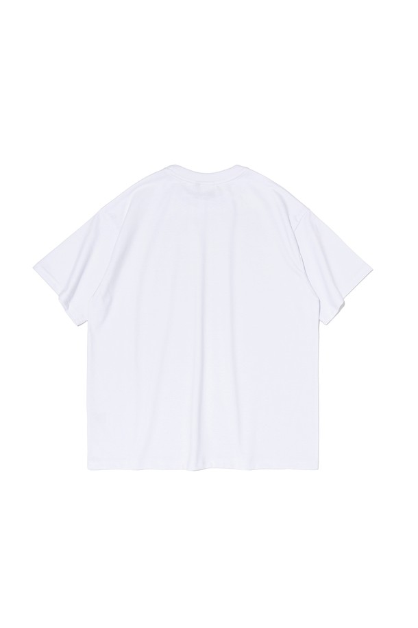 브랜드 메시지가 담긴 레터링 디자인이 돋보이는 아카이브 레터링 반팔 티셔츠입니다. 면 35%와 폴리에스터 65% 혼방 소재를 사용하여 부드러운 촉감을 자랑하며, 이중 가공 처리로 변형이 적고 내구성이 뛰어납니다. 화이트 색상의 세미오버핏 디자인으로, 봄, 여름철 일상에서 캐주얼하고 베이직한 스타일을 연출하기에 좋습니다.
