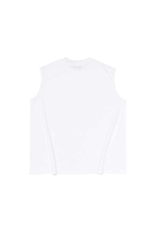 깔끔하고 시원한 화이트 컬러의 플레인 박스 오버 민소매 셔츠입니다. 부드러운 면 소재로 제작되어 얇고 가벼운 착용감을 선사하며, 일상복으로 활용하기 좋습니다. 라운드넥에 레귤러핏, 오버사이즈 디자인으로 베이직하면서도 미니멀한 스타일을 연출합니다.
