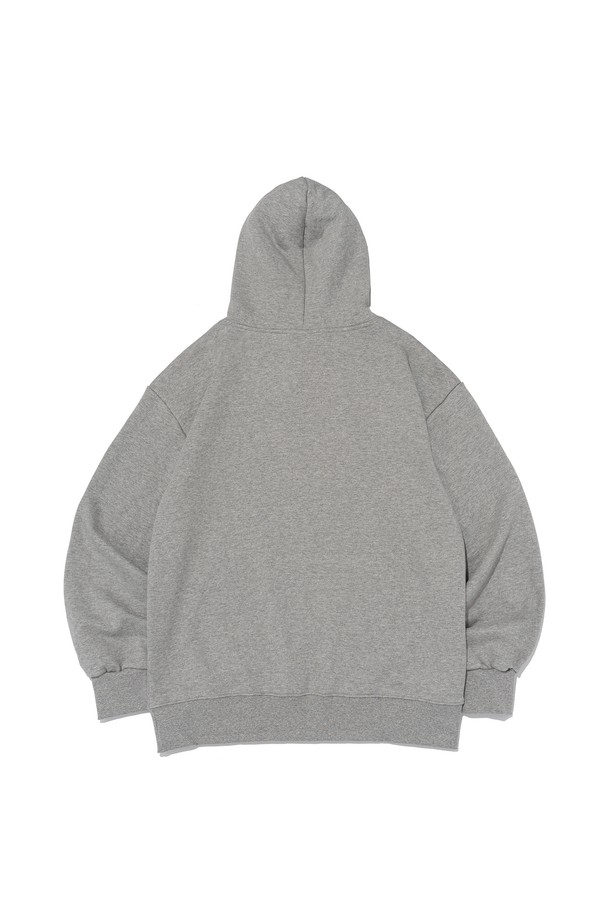 ANM 로고 후드티셔츠 (그레이)는 부드러운 면 폴리에스터 혼방 소재로 제작되어 편안한 착용감을 선사합니다. 베이직한 스타일의 후드티셔츠로 일상복으로 활용하기 좋으며, 아치형 레터링 디자인과 ANM 로고가 특징입니다. 세미 오버핏으로 제작되어 트렌디한 핏을 연출하며, 그레이 컬러를 포함한 5가지 다채로운 색상으로 만나볼 수 있습니다. 긴 소매 기장으로 간절기부터 겨울까지 폭넓게 활용 가능하며, 캐주얼 및 미니멀 스타일을 즐겨 입는 분들께 추천합니다.
