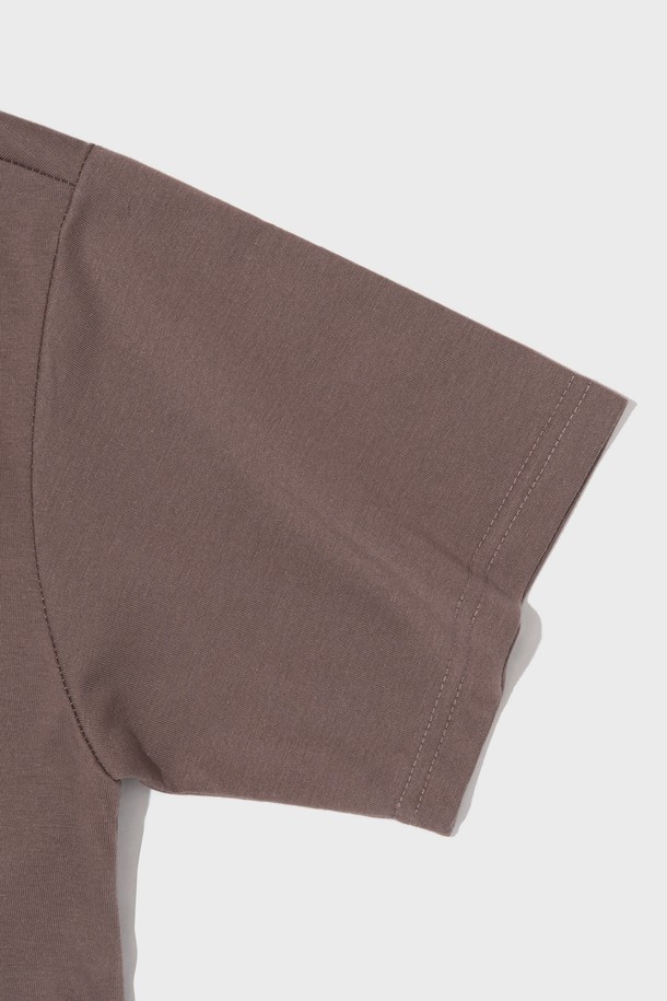 CARGOBROS - 반팔티셔츠 - CIRCLE LOGO OVERSIZED SHORT SLEEVE T-SHIRT (MOCHA)