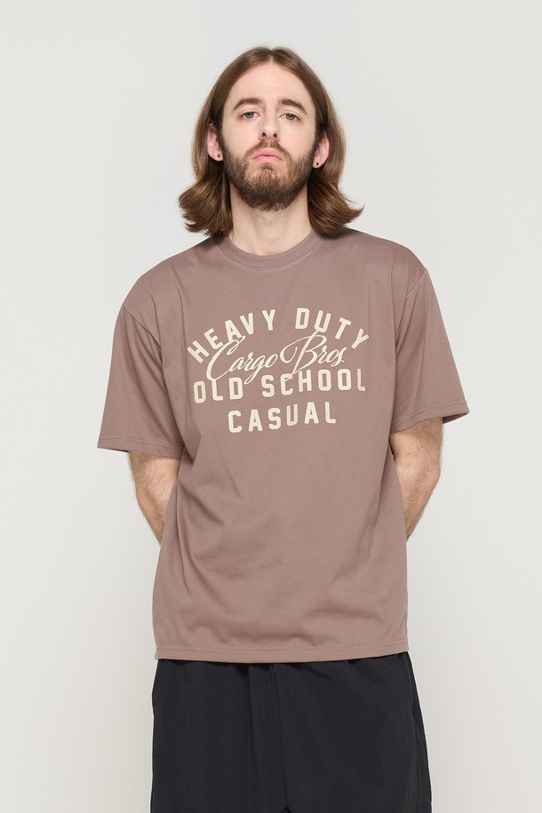 CARGOBROS - 반팔티셔츠 - OLD SCHOOL LOGO OVER SHORT SLEEVE T-SHIRT (MOCHA)