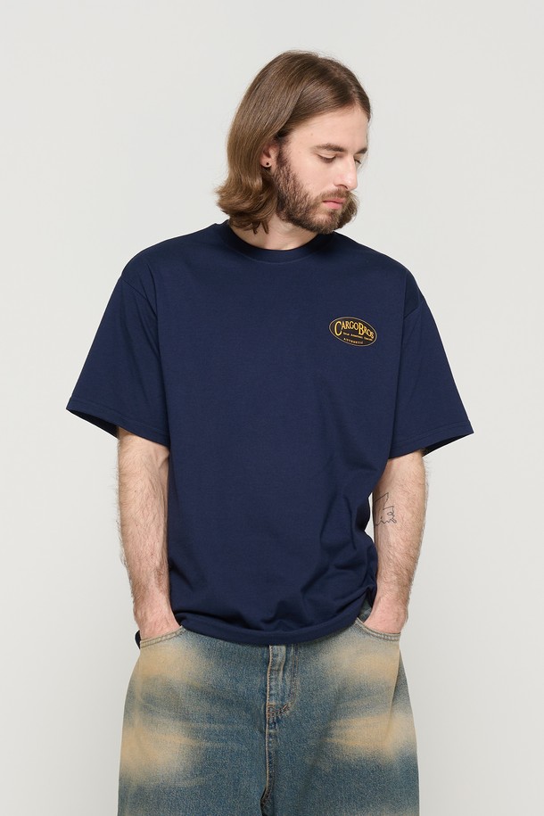 CARGOBROS - 반팔티셔츠 - SMALL LOGO OVER SHORT SLEEVE T-SHIRT (NAVY)