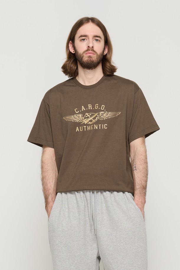CARGOBROS - 반팔티셔츠 - CARGO WINGS OVER SHORT SLEEVE T-SHIRT (KHAKI)