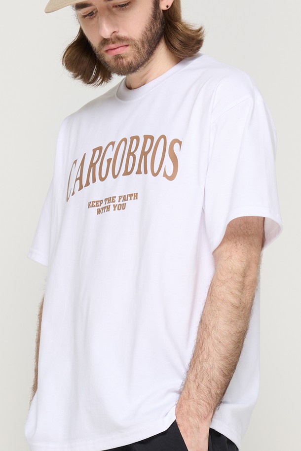 CARGOBROS - 반팔티셔츠 - ARCH LOGO OVER SHORT SLEEVE T-SHIRT (WHITE)