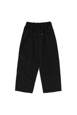 카펜더 나일론 와이드 팬츠 (블랙)