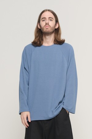 SOFT RAGLAN LAYERED LONG-SLEEVE KNIT (BLUE)