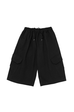 BIO CROP BERMUDA CARGO PANTS (BLACK)