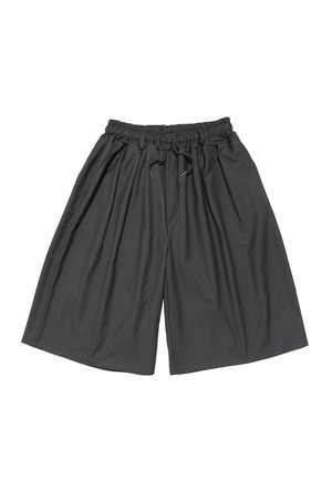 TWO-TUCK WIDE BANDING HALF SLACKS (CHARCOAL)