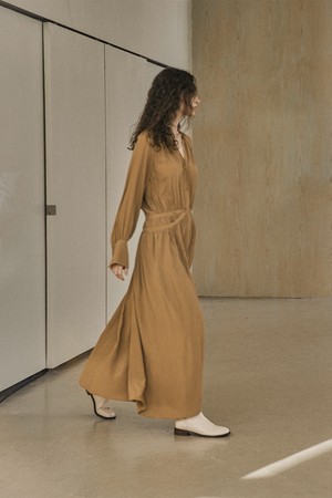 MYTHIC DRESS_CAMEL