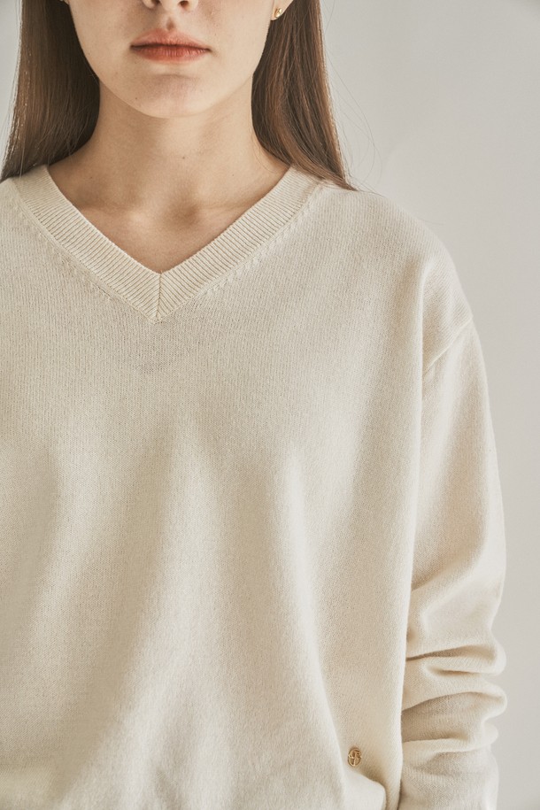 cle - 스웨터 - SOFT V-KNIT - IVORY