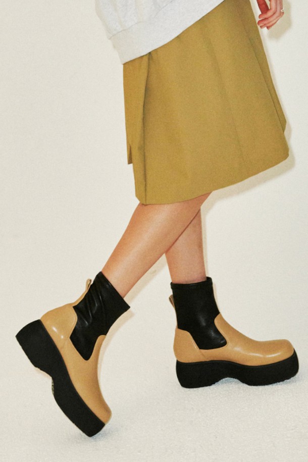 IN THE STAR - 부츠/워커 - IS_221388 Rug platform boots(Beige)