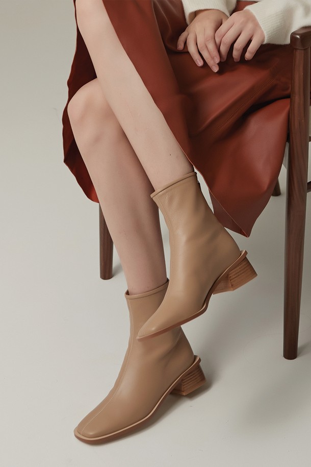 IN THE STAR - 부츠/워커 - IS_191082 Wood Ankle Boots (BEIGE)