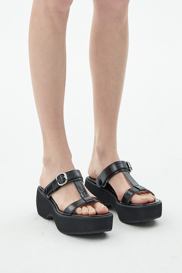 IN THE STAR - 샌들 - IS_241678_T Line 2way Glossy Sandals (4colors)