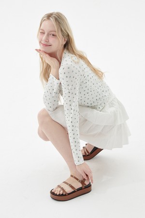 IS_251793_3 Strap Platform Sandals_3 Colors