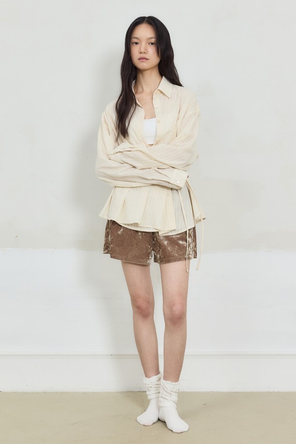 Juliapepe - 쇼트팬츠 - Ice Velvet Shorts (Brown)