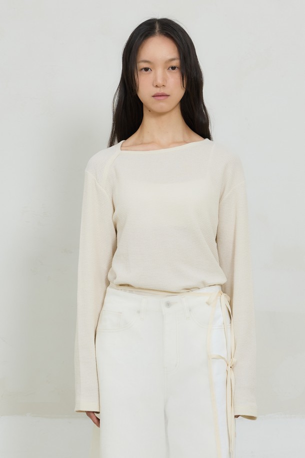 Juliapepe - 긴소매 티셔츠 - Long Sleeve Waffle Tee (Cream)
