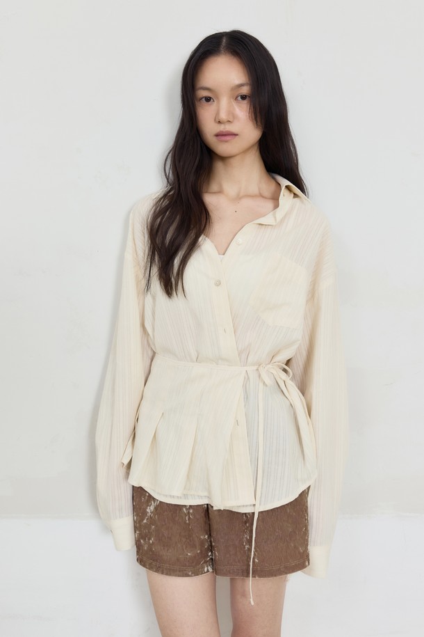 Juliapepe - 쇼트팬츠 - Ice Velvet Shorts (Brown)