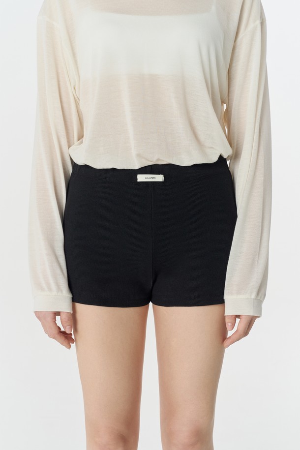 Juliapepe - 쇼트팬츠 - Ribbed Shorts (Black)