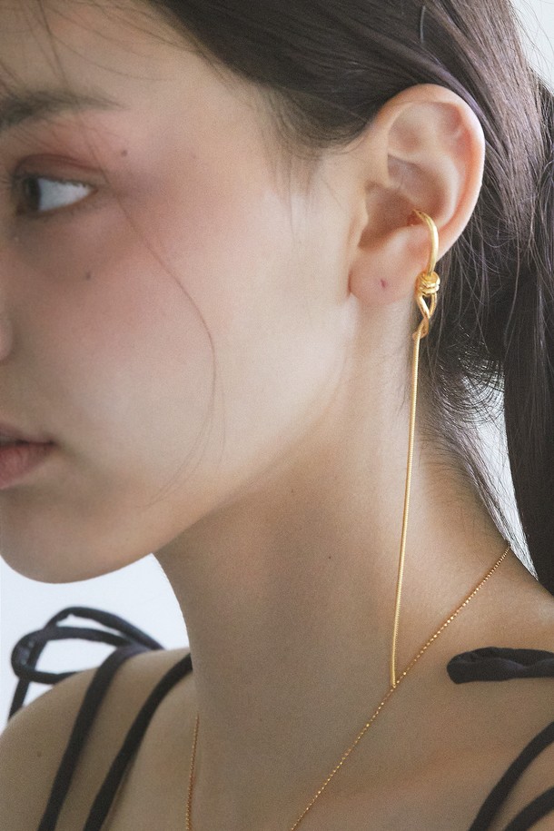 nuavo - 귀걸이 - Ribbon classic earcuff