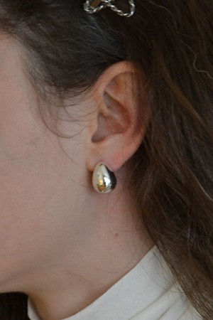 Classy earring