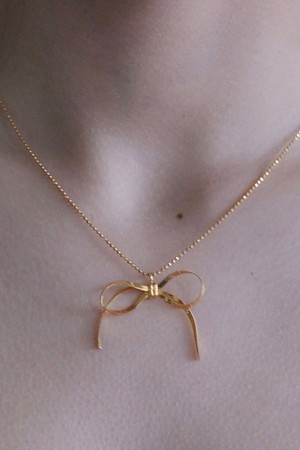 Ballerina necklace Gold