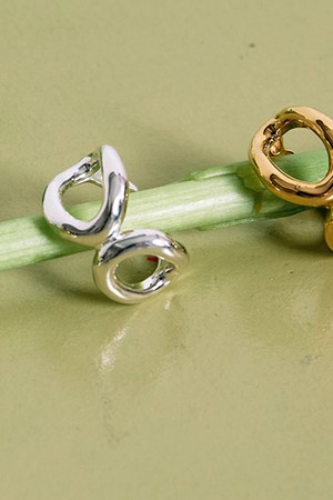 Butterfly bold ring SV