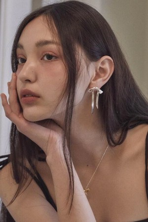 [8차 리오더] Balletcore earring Gold