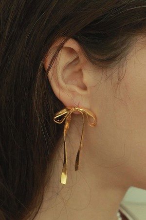 [6차 리오더] Ribbon classic earring Silver