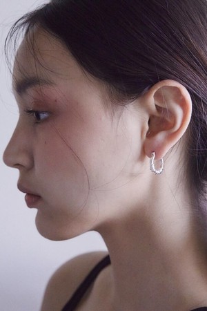 U strap hoop Silver