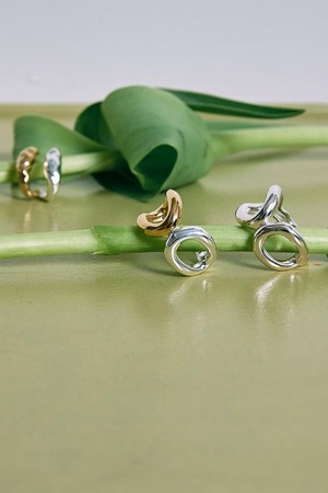Butterfly bold ring Gold