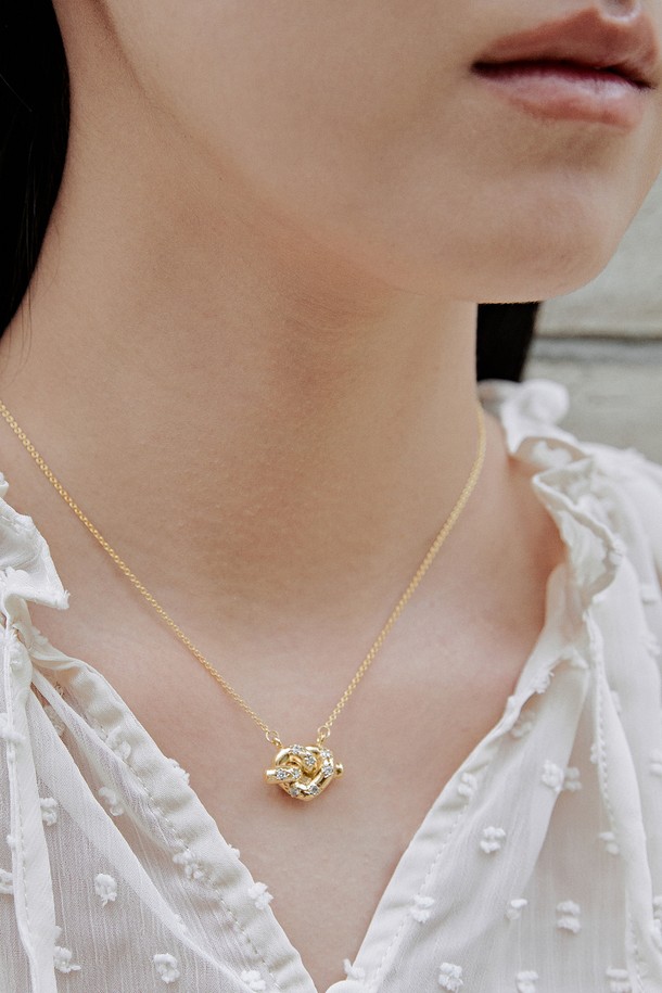 LEHAUL - 목걸이 - PRETZEL LOVE NECKLACE(silver925&18k gold plated)