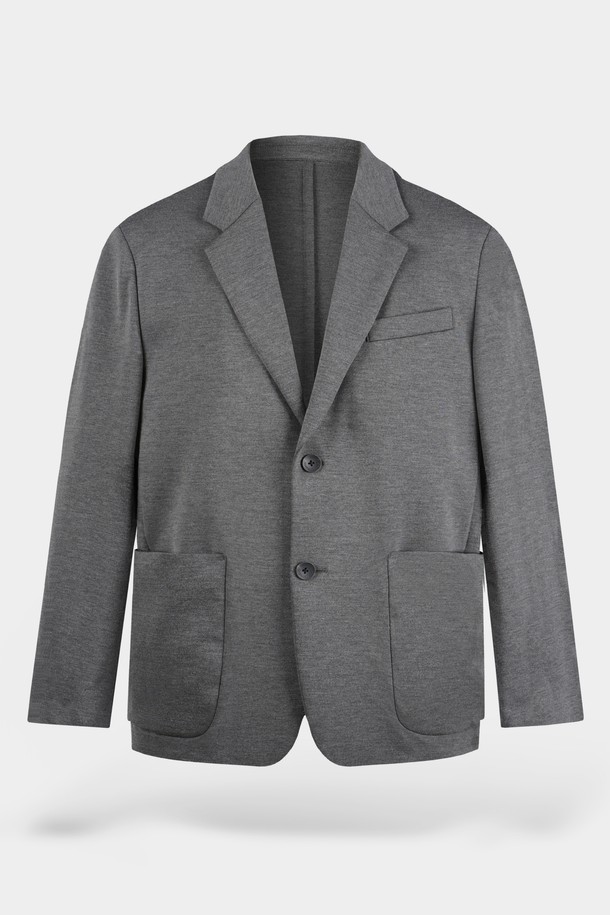 그레이 컬러의 컴포트 스트레치 셋업 블레이저 재킷입니다. 폴리에스테르와 스판덱스 혼방 소재로 제작되어 부드러운 촉감과 편안한 착용감을 제공합니다. 봄, 가을 시즌에 적합하며, 일상 및 오피스룩, 비즈니스 캐주얼, 출근룩 등 다양한 TPO에 활용할 수 있습니다. 클래식하고 베이직한 스타일에 컴포트 핏, 싱글 버튼 여밈, 레귤러 기장으로 디자인되었습니다. 스트레치 기능이 더해져 활동성을 높인 남성용 블레이저입니다.
