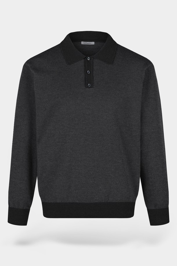 부드러운 촉감의 소프트 워셔블 투톤 카라 니트입니다. 베이직하고 미니멀한 스타일로, 봄, 가을에 활용하기 좋습니다. 블랙과 그레이 두 가지 색상으로 출시되어, 일상복으로 편안하게 착용할 수 있습니다. 레귤러 핏에 긴소매 기장으로 제작되었으며, 워셔블 기능으로 관리가 용이합니다. 캐주얼, 클래식 등 다양한 스타일 연출에 활용 가능한 아이템입니다.
