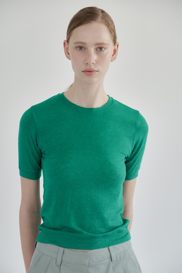 A HAUTE - 반소매 티셔츠 - Slim Fit Wool T-shirt (Viridian)