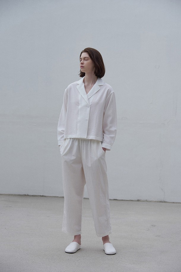 A HAUTE - 롱/미디팬츠 - Labo pants (Ivory)