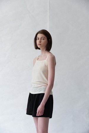 Base sleeveless (Cream)