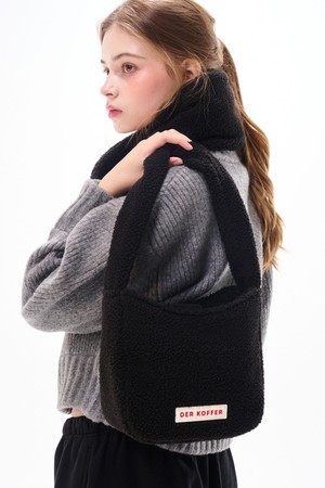 SHOULDER BOUCLE [BLACK]