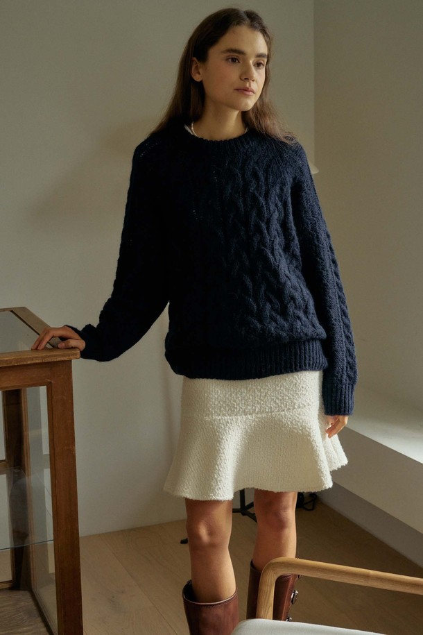 ANEDIT - 니트 / 가디건 - T Cozy Alpaca Cable Knit_Dark Night